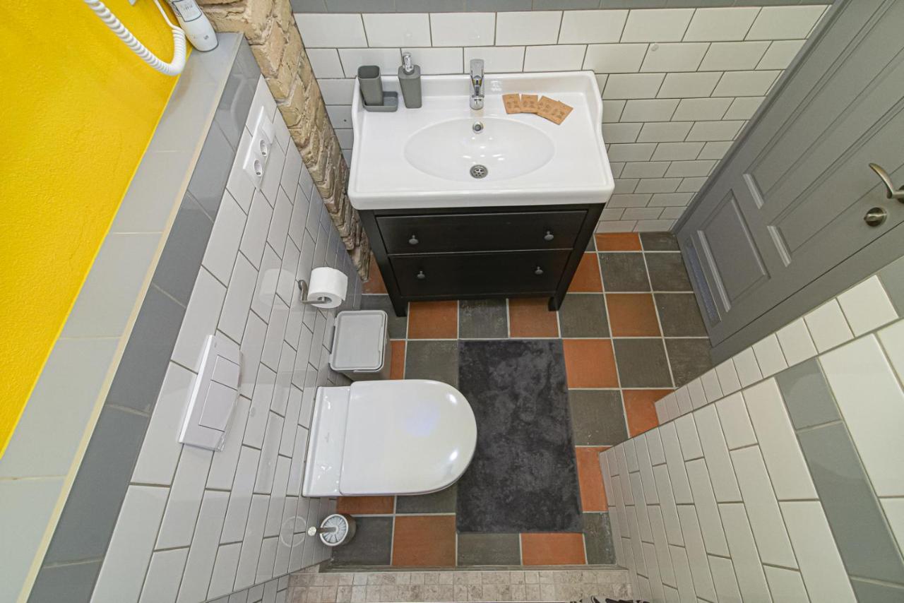Modern Vilnius Old Town Apartment With Free Parking Экстерьер фото