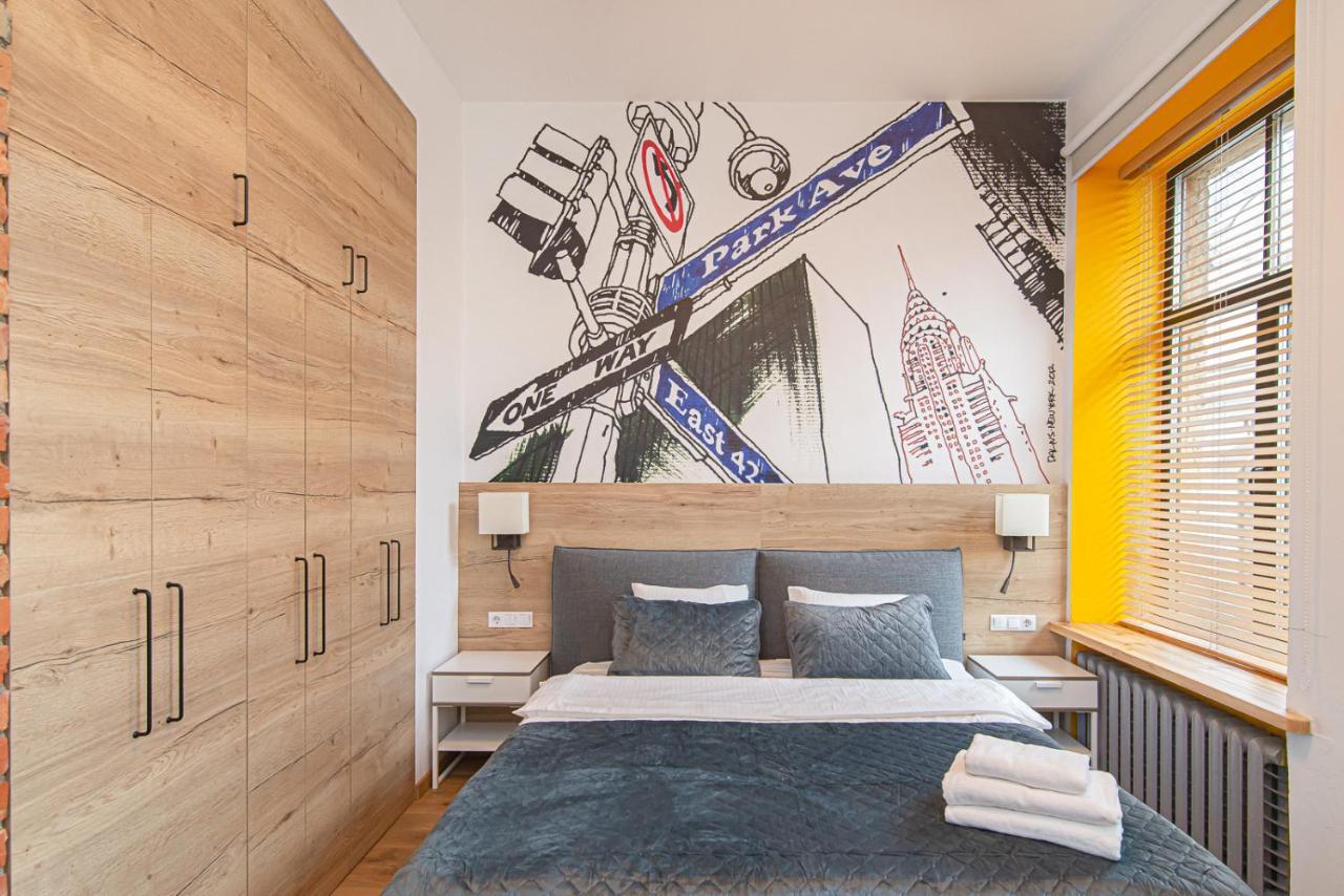Modern Vilnius Old Town Apartment With Free Parking Экстерьер фото